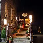 Hotel Henblas 3*
