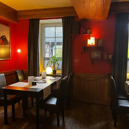 Henblas ホテル Neuenrade