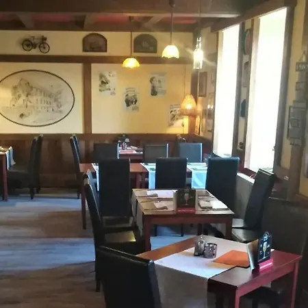 Henblas ホテル Neuenrade