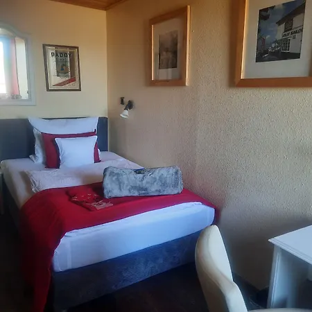 ホテル Henblas Neuenrade